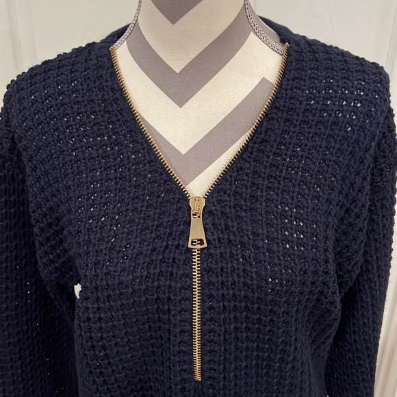 Venus Navy 3/4 Zip Chunky Sweater, size M - Picture 3 of 4